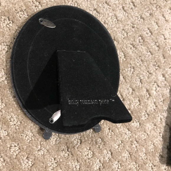 Picture frames - Picture 3 of 6